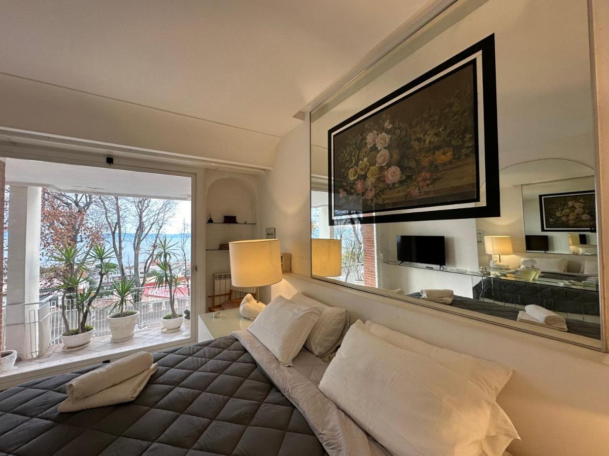 Pf Luxury Apartment Petrarca Posillipo Capri View - My Place Νάπολη Εξωτερικό φωτογραφία