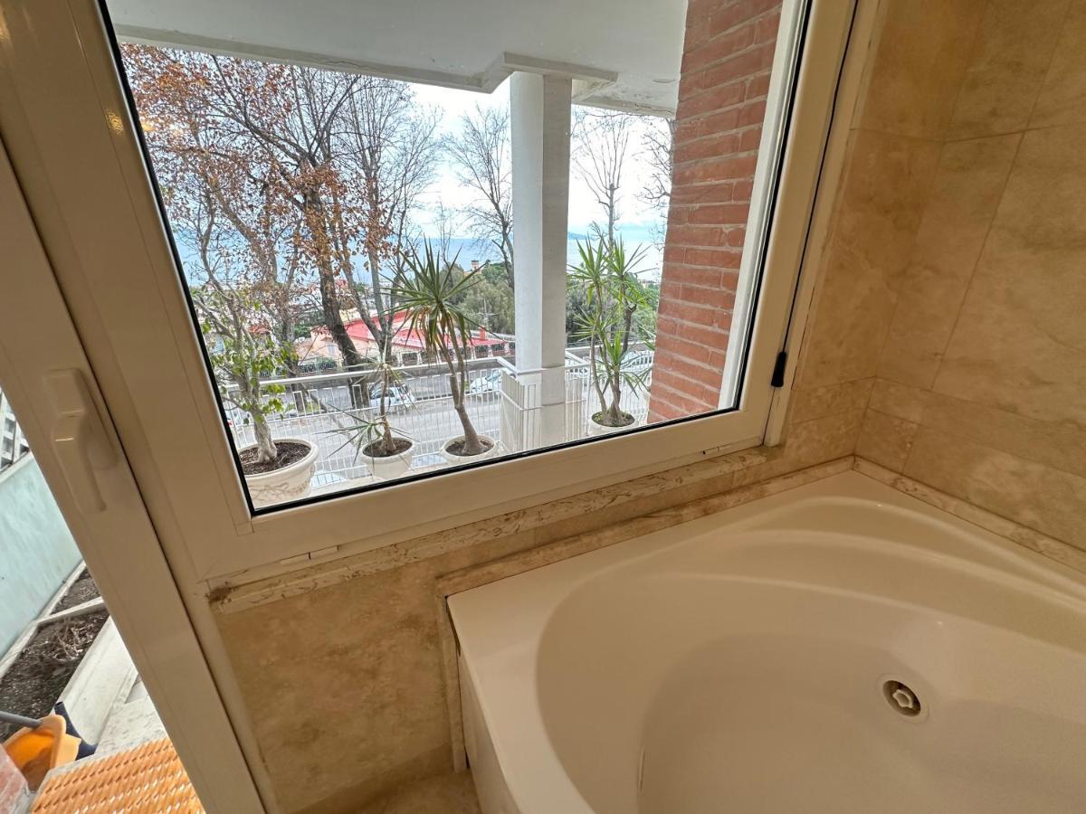 Pf Luxury Apartment Petrarca Posillipo Capri View - My Place Νάπολη Εξωτερικό φωτογραφία